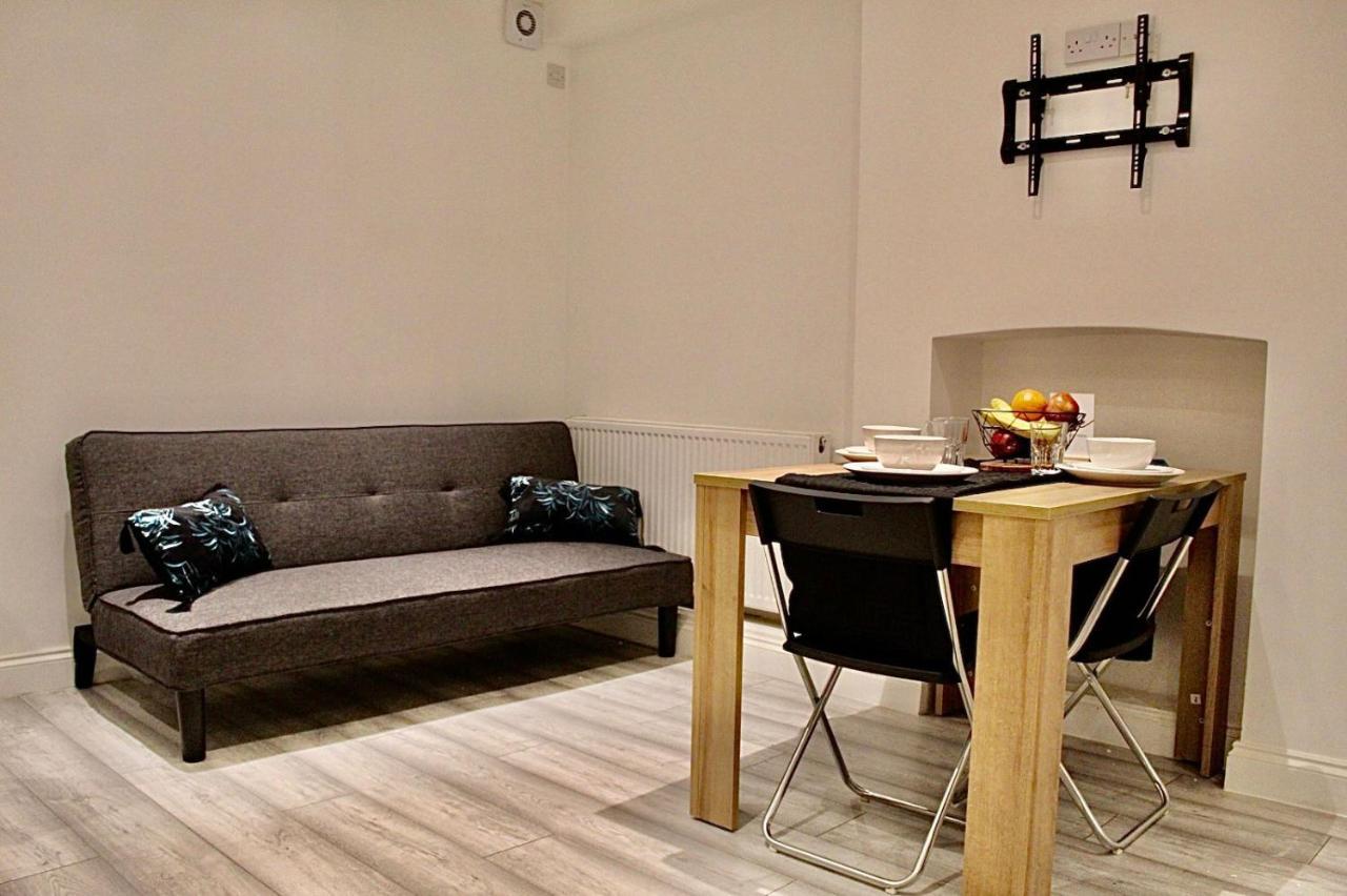 Lovely 3 Bed Spacious Flat Apartment In Central ロンドン エクステリア 写真