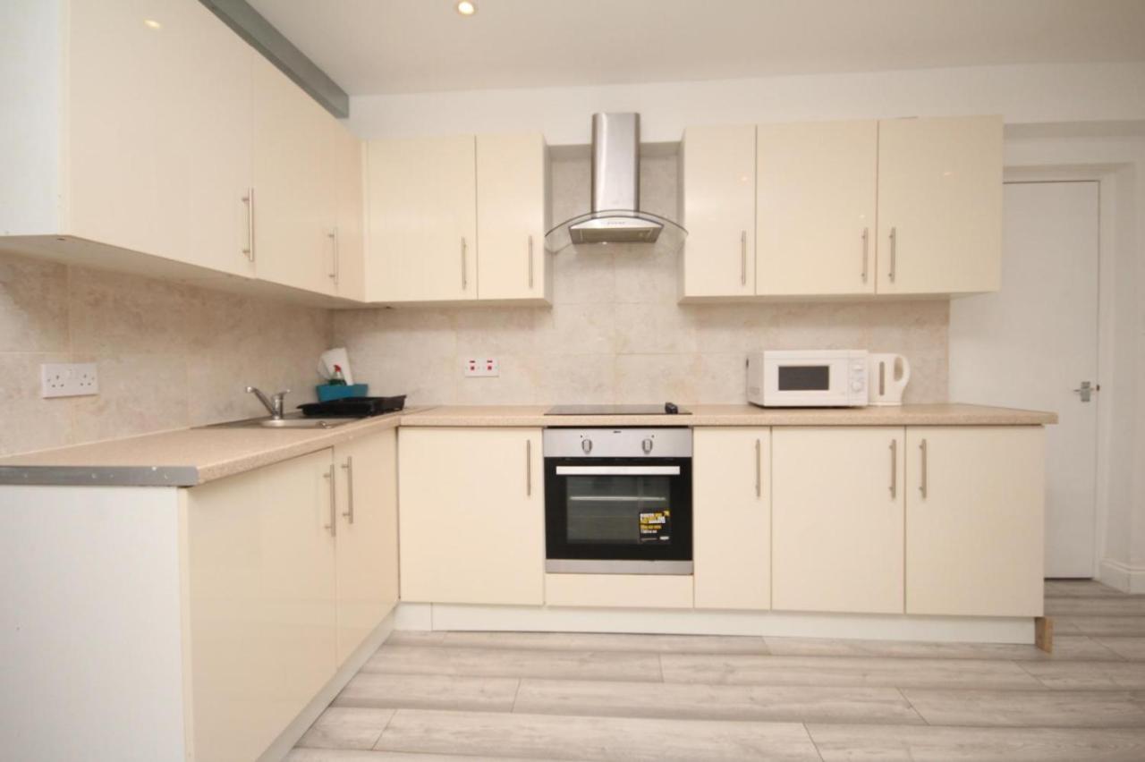 Lovely 3 Bed Spacious Flat Apartment In Central ロンドン エクステリア 写真
