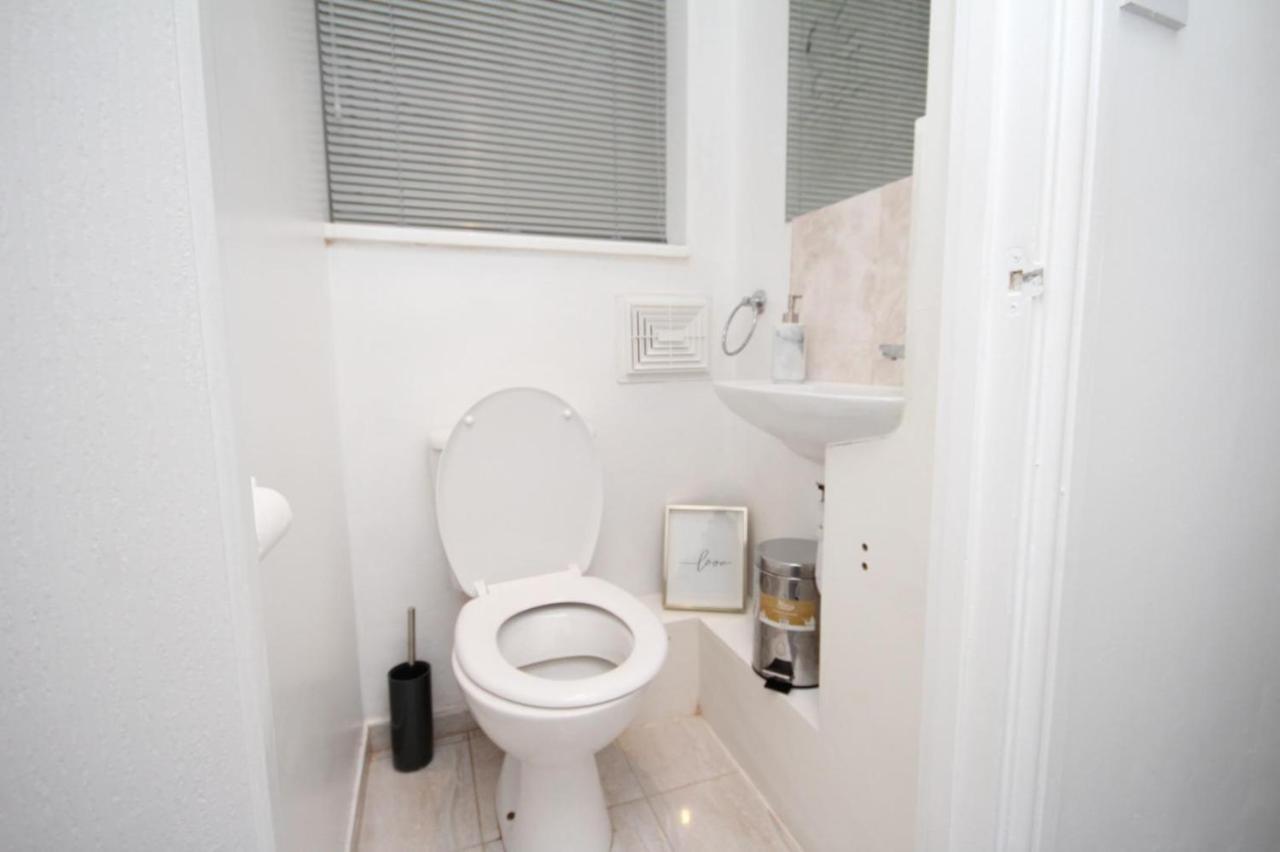 Lovely 3 Bed Spacious Flat Apartment In Central ロンドン エクステリア 写真