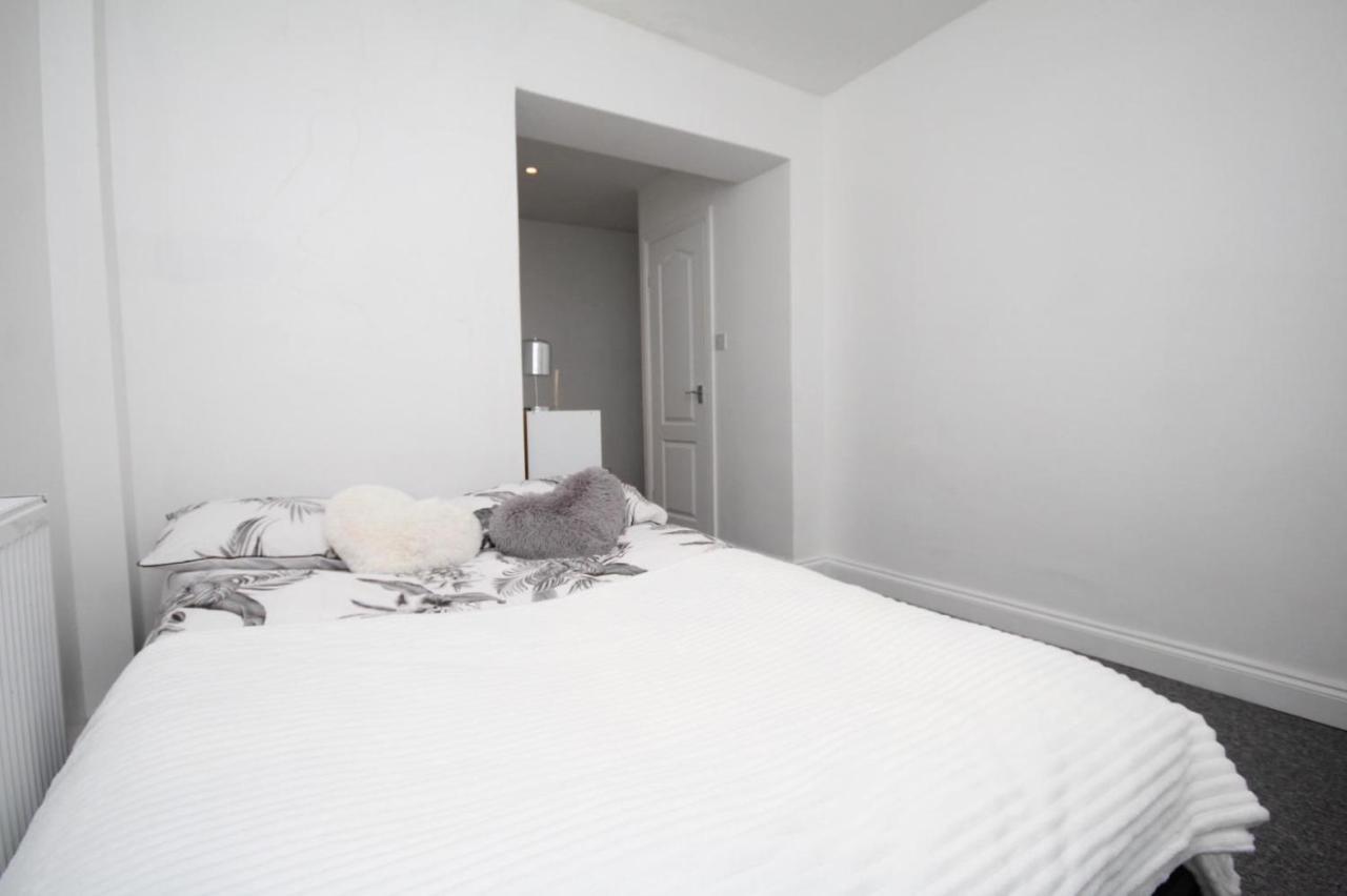 Lovely 3 Bed Spacious Flat Apartment In Central ロンドン エクステリア 写真